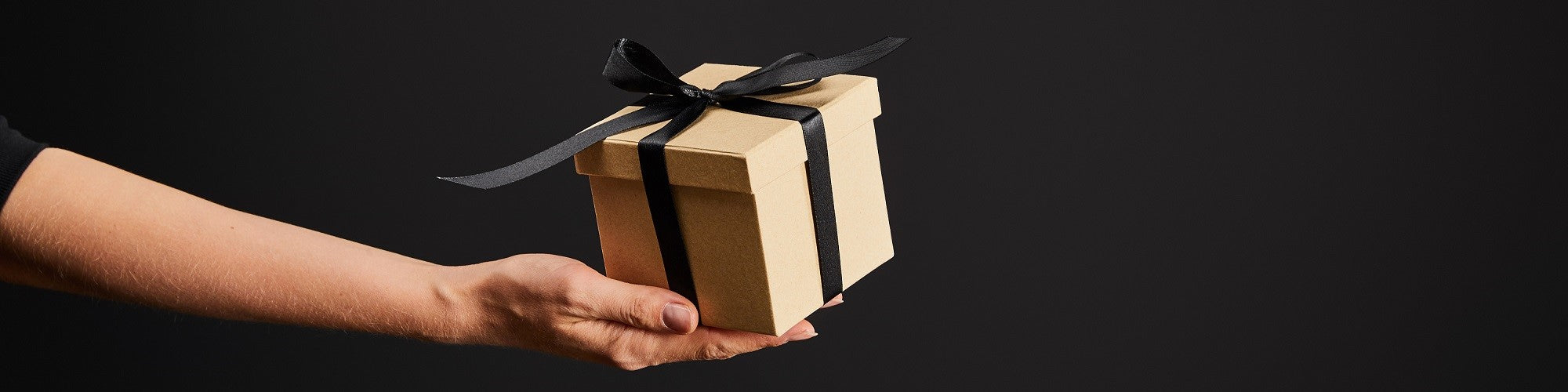 Navigating Corporate Gift-Giving: Dos and Don'ts